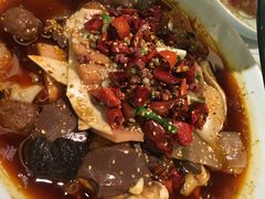 毛血旺-天外天烤鸭店(八角店)