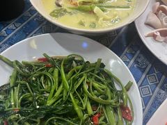 -Kat's Kitchen