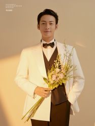 点击看大图 -至臻微拉婚纱摄影