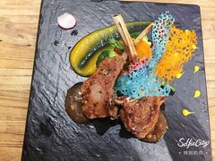 新西兰羊排配土豆泥-威克特披萨汉堡