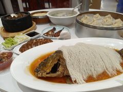 -梅利汴京烤鸭•开封豫菜地标店(东大街店)