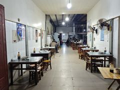 -正宗杨记普洱酸醋米线(总店)