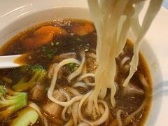 -康师傅私房牛肉面(马泉营奥莱店)