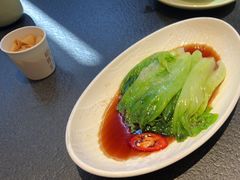 -蝴蝶里·粤菜·点心(滨江龙湖店)