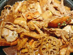 -多嘴超级肉蟹煲(中街恒隆故宫店)