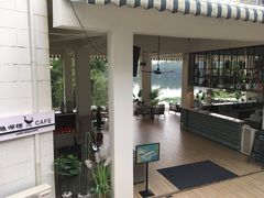 -华凌山庄·隐湖栖