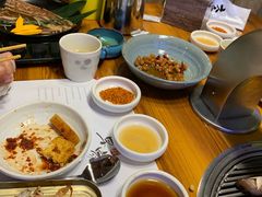 -草家酱蟹炭火烤肉店(珲春南路一店)