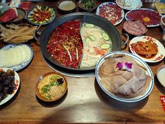 -萍姐火锅·公路夜市(武汉首店)