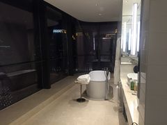-国际青年会议酒店-苏莱斯餐厅