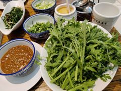 凉拌鲜沙葱-泽成冰煮羊(非·遗三分店)