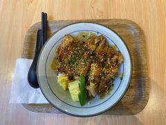 脆皮照烧鸡排饭-牛気·越光米牛肉饭(水游城店)