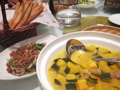 -千滋百味·醉江澜花园餐厅(街道口店)
