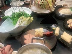 -余欢领鲜火锅(新街口店)