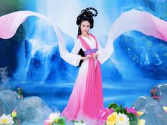 -九月鹰飞汉服摄影工作室