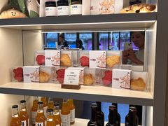 -VERIE BAKEHOUSE