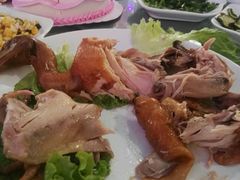 -幸福绿洲美食广场