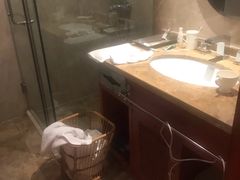 -镇江润扬大桥酒店