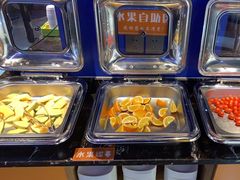 -钳小厨疯味1987肉蟹煲(美一城广场店)