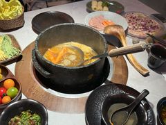 -芸山季·云南野生菌火锅(人民广场来福士店)