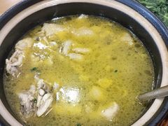 -品鲜村农家菜·阳澄湖大闸蟹(总店)