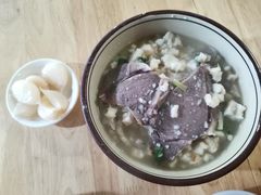 羊肉泡馍-李家特色小炒泡馍