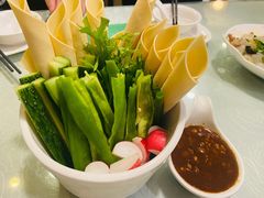 蘸酱菜-黄家饺子东北特色菜馆(湖滨商业街店)