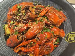 -肥肥虾庄·金牌油焖大虾(汉街SKP店)
