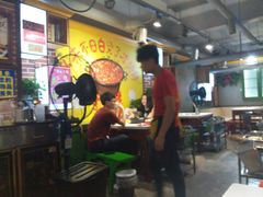 大堂-钢管厂歆瑞源油卤串串香(春熙路太古里店)