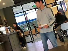 -星巴克(舟山蜈蚣峙店)