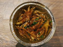 烤凤爪-巴厘龙虾·榜首油焖大虾(音乐学院·沿江酒馆店)