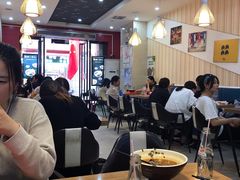 大堂-螺小胖柳州螺蛳粉(钟楼总店)