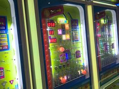 -反斗乐园π·电玩·高空拓展·蹦床(龙华天虹店)