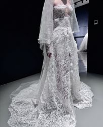 -Vera Wang婚纱礼服旗舰店