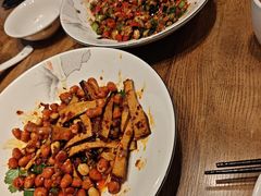 -爱碗亭·鲜炒湖南菜(壹城中心店)