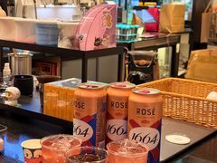 -Dogi&kiki Coffee(中心商务大厦店)