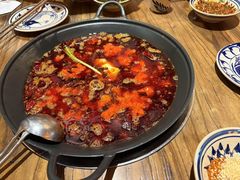 -旧街市鲜货老火锅(大光路店)