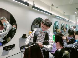 -卓梵美发·精品Salon