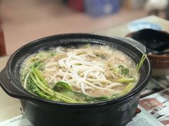 -丽虹云南过桥米线(兴工街店)