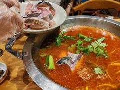 -老凯俚酸汤鱼(多彩城店)