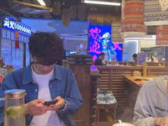 -洱火云南酸菜牛肉火锅(石景山当代商城店)