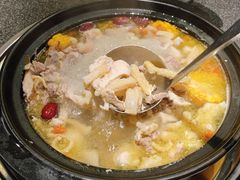 石橄榄探炉鸡-野迹·石橄榄鸡·烧烤(新洲店)