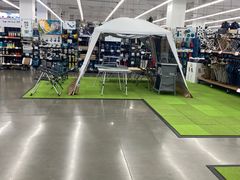 -迪卡侬(西华店)