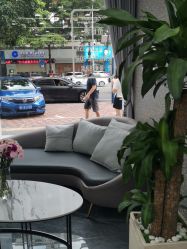 点击看大图 -七分屋LA·烫发·染发·剪发