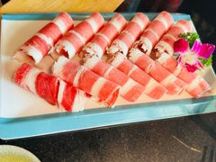 -谭公鱼头·鲜鱼火锅·小龙虾·江湖菜(秀沿路店)