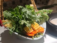 -粤小煲鲜汤猪肚鸡(丹尼斯二天地店)