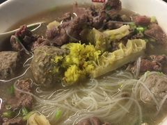 -潮镇老尾牛杂(环城西路店)