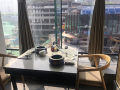 靠窗位-享月汤皇·海鲜小火锅·聚会(曲江创意谷店)