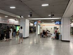 -常熟路(地铁站)