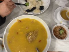 -鑫巴蜀小镇 · 水煮鱼专研店(玉桥店)