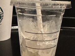 -星巴克(浦东机场T2到达店)